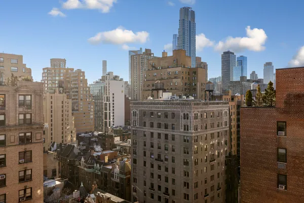 $585,000 | 11 Riverside Drive, Unit 17E | Upper West Side