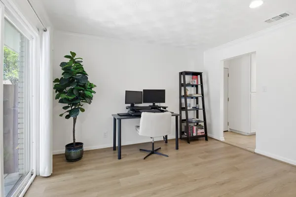 $447,000 | 2250 Peavy Circle, Dallas, TX 75228