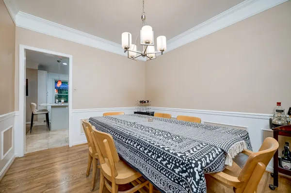 $660,000 | 17949 Dumfries Circle, Olney, MD 20832