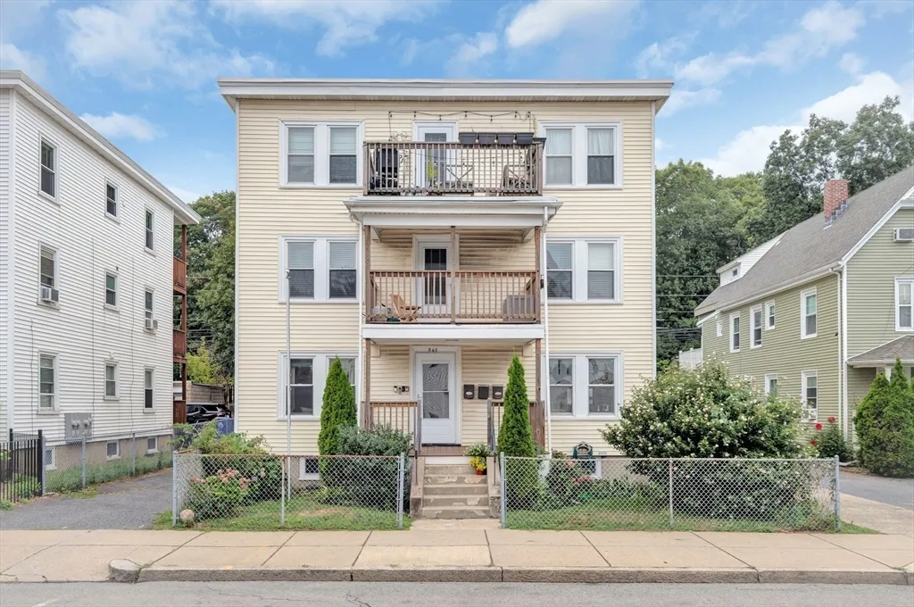 $559,000 | Hyde Park Avenue, Boston, MA 02131