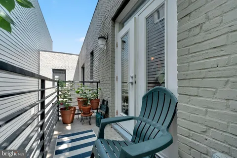 $300,000 | 4800 Georgia Avenue Northwest, Unit Undisclosed, Washington, DC 20011