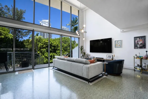 $1,749,999 | 245 Michigan Avenue, Unit LG5, Miami Beach, FL 33139