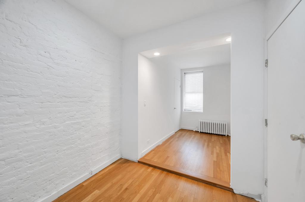 334 East 22nd Street, Unit 1 Manhattan, NY 10010 - Photo 13 of 18