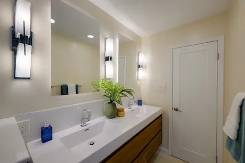 $675,000 | 115 Lakeside Drive, Greenbelt, MD 20770