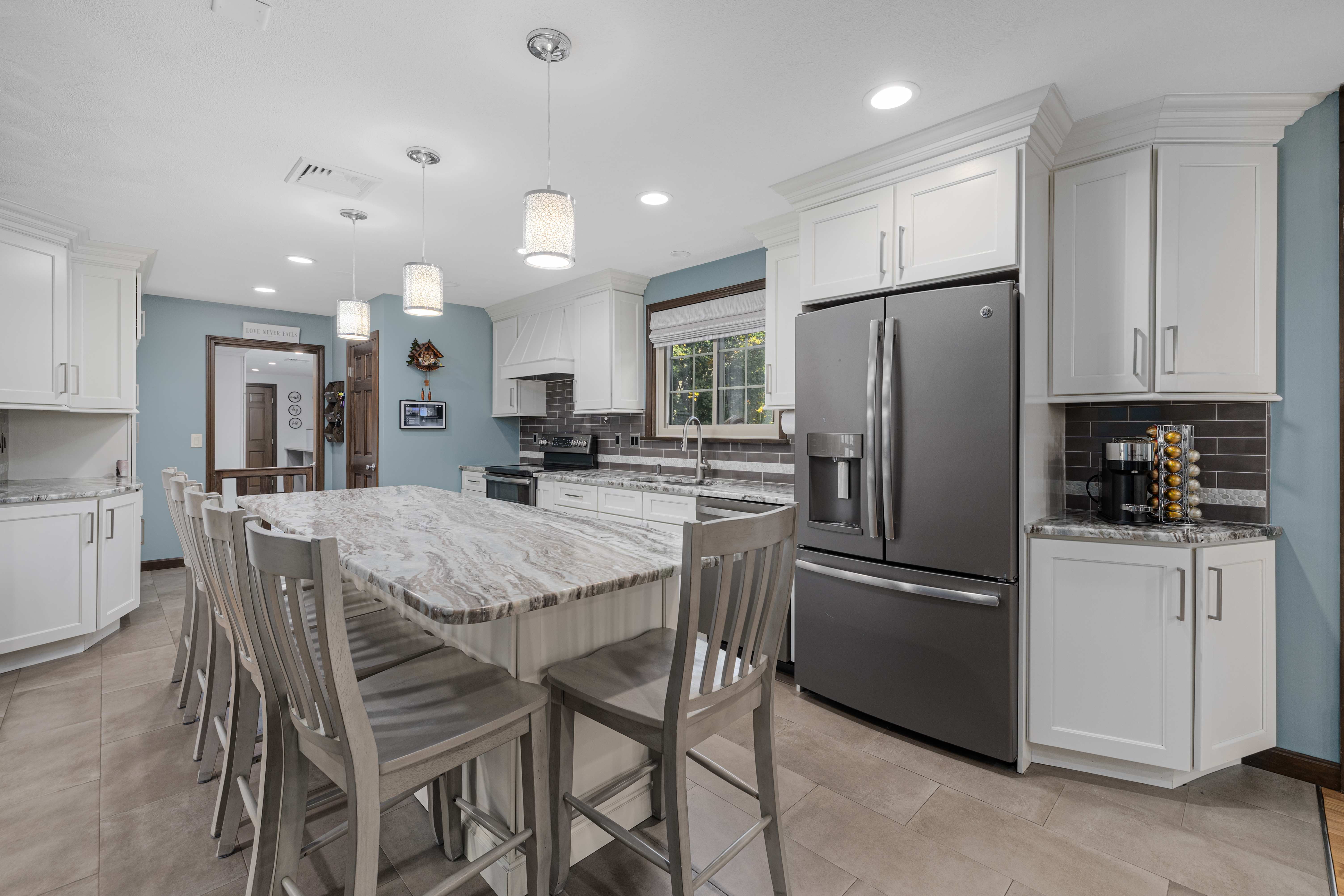 365 West Wrentham Road Cumberland, RI 02864 - Photo 12 of 67