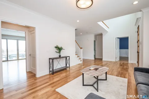 $3,000,000 | 70 Meadow Ridge Road, Fairfield, CT 06890