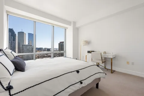 $3,499,000 | 2 Avery Street, Unit 25C, Boston, MA 02111