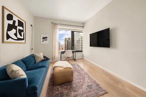 $1,895,000 | 75 Wall Street, Unit 29O | Financial District