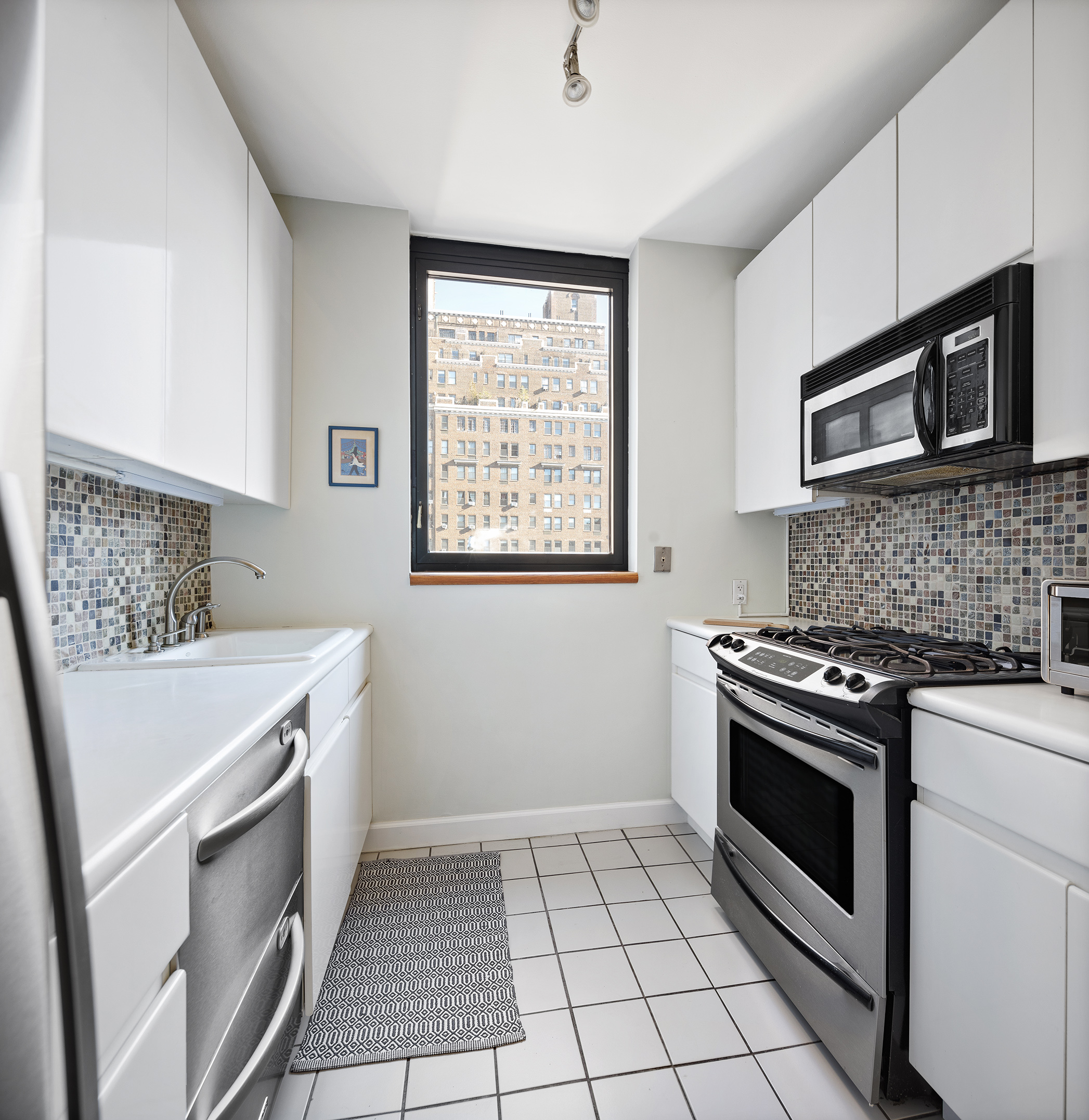 222 Riverside Drive, Unit 9E Manhattan, NY 10025 - Photo 4 of 10