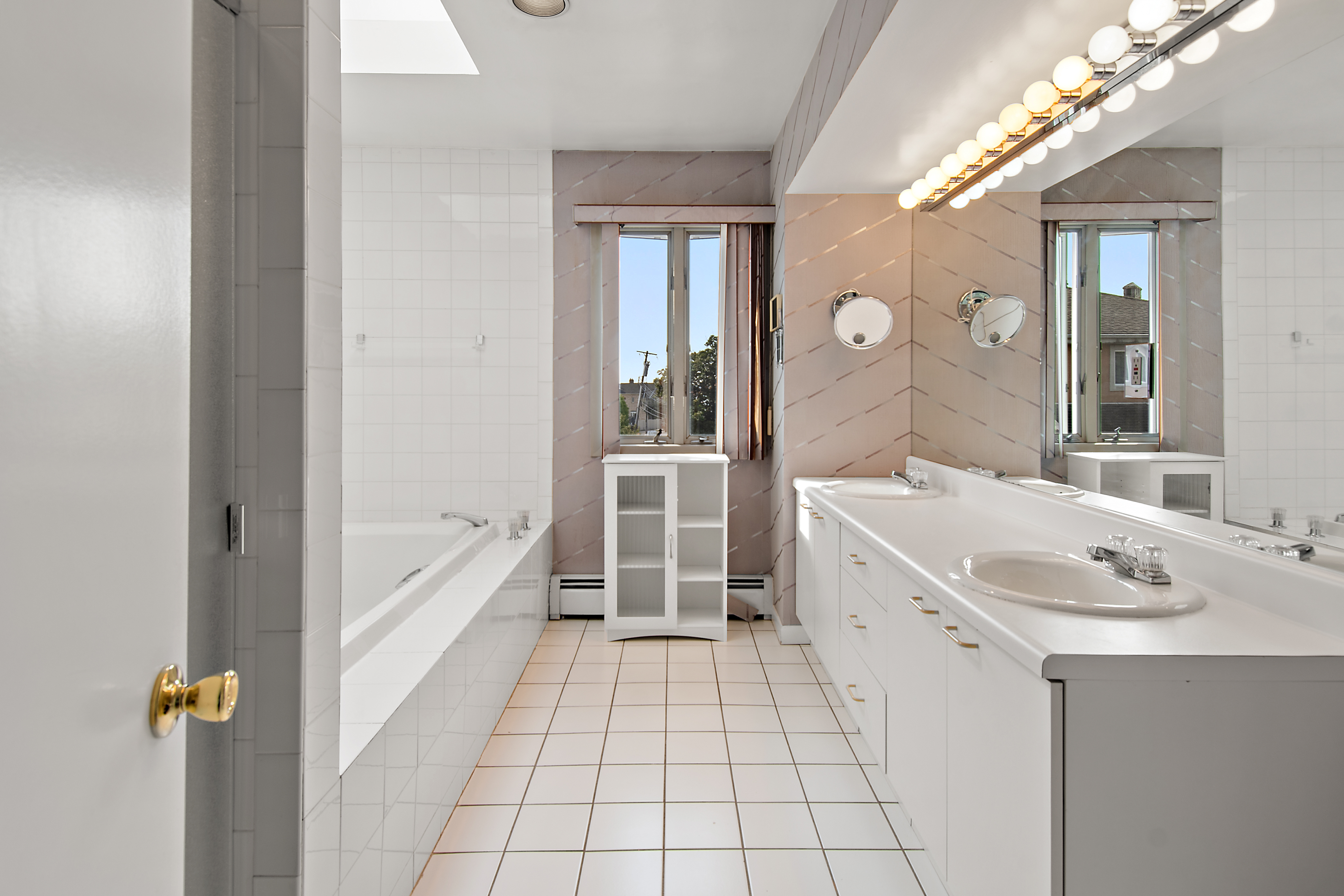 3391 Country Club Road, Unit 6 Bronx, NY 10465 - Photo 20 of 33 Gallery Image 20
