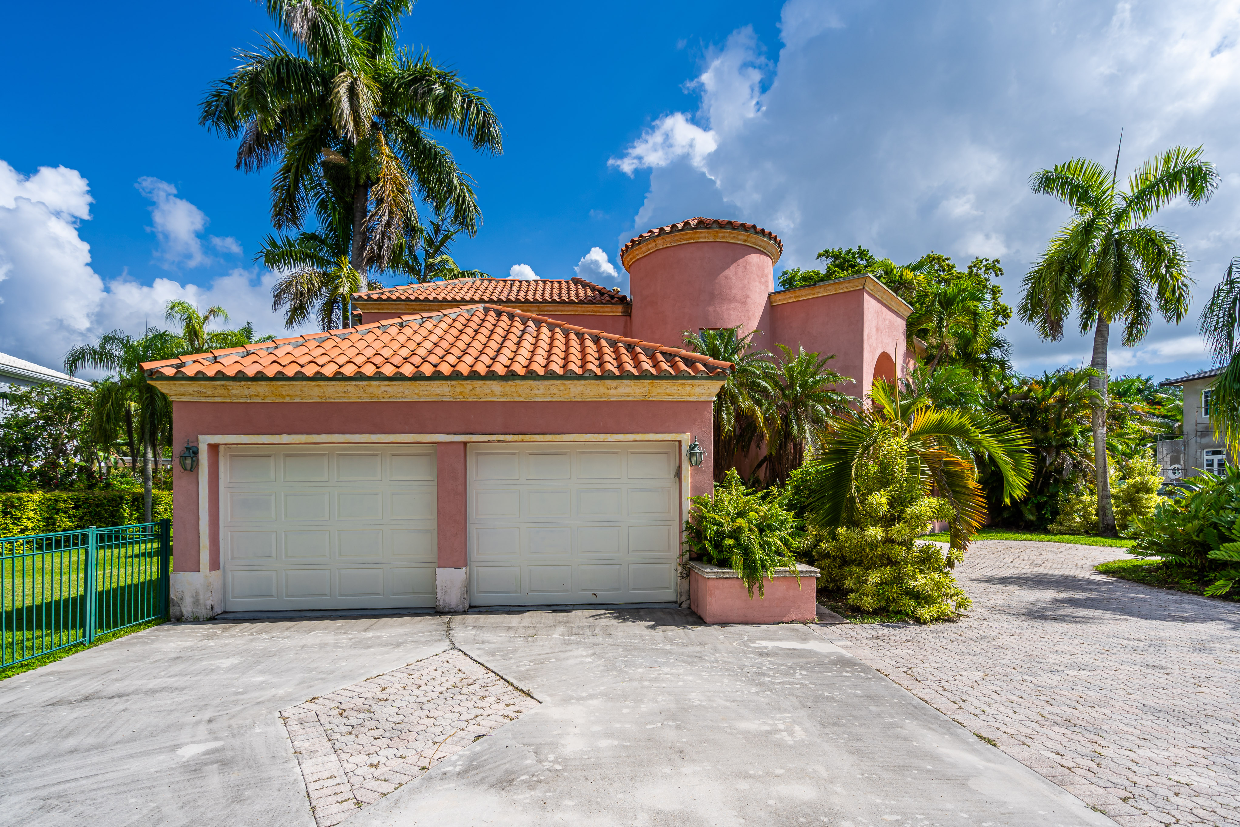 8768 Southwest 62nd Court Miami, FL 33156 - Photo 3 of 56