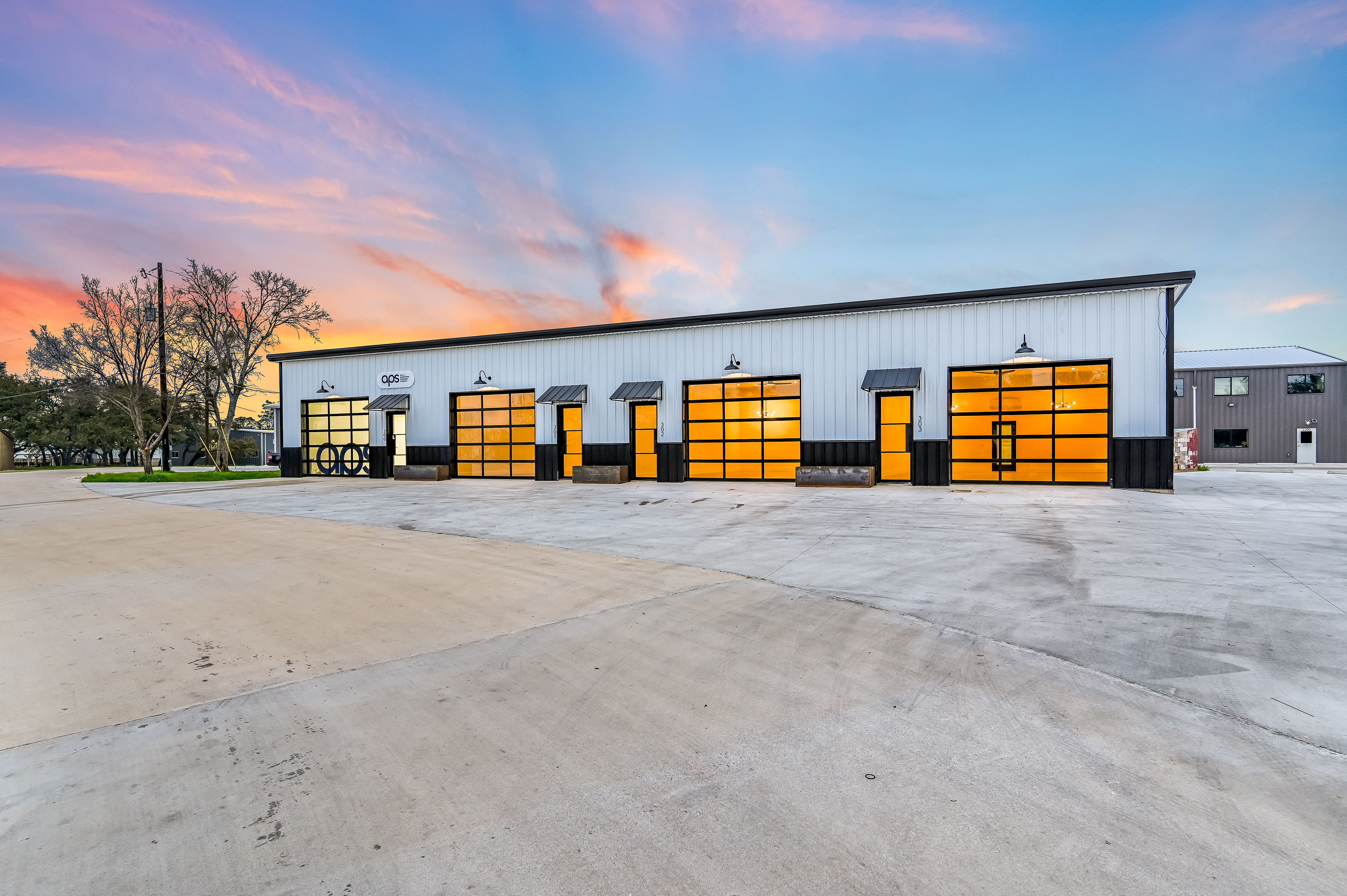 15210 Fitzhugh Road Austin, TX 78736 - Photo 2 of 24