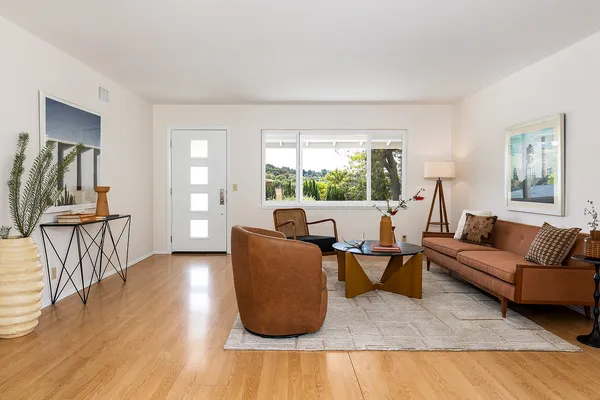 $999,000 | 3663 Roderick Road, Los Angeles, CA 90065