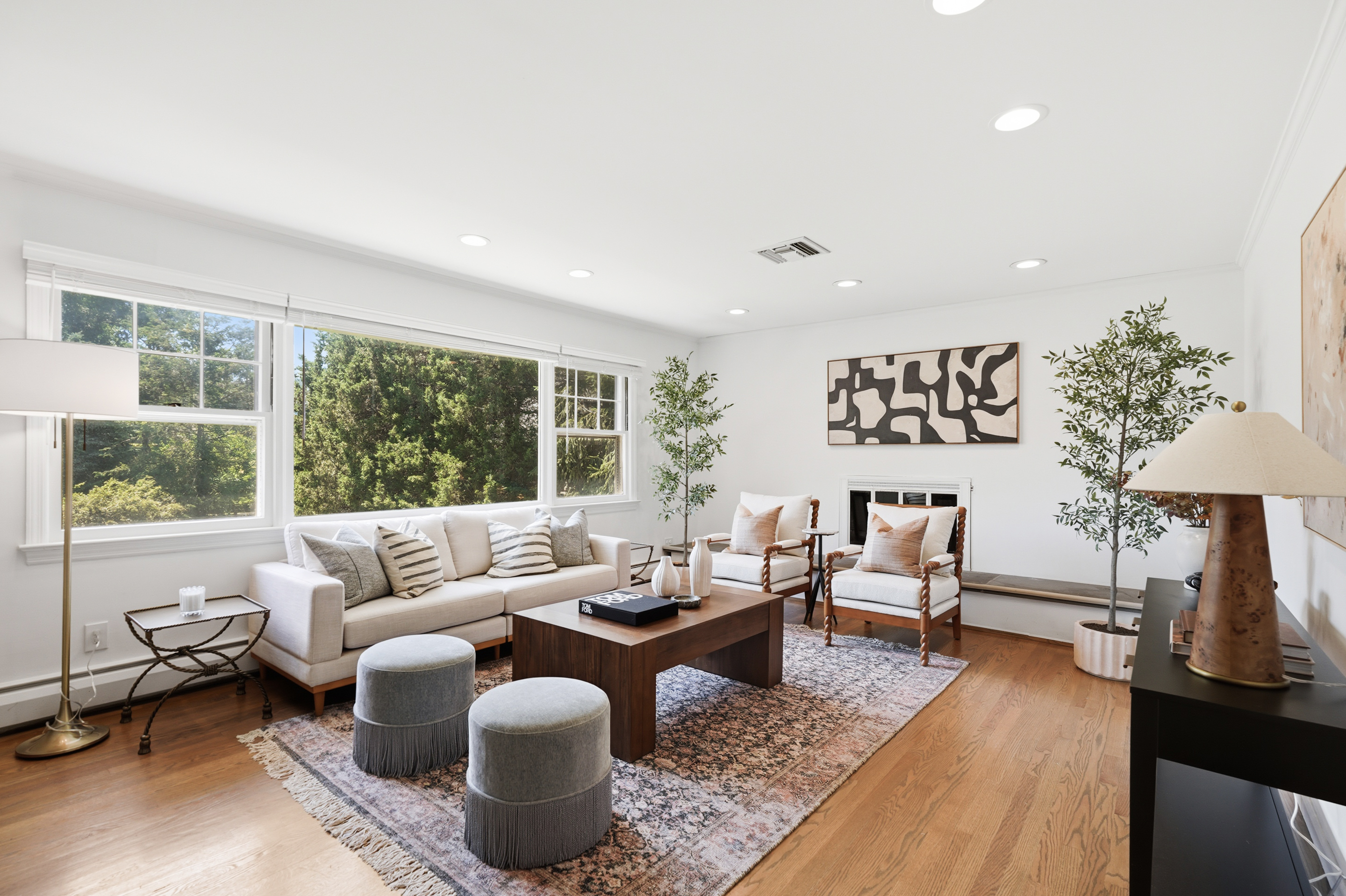 33 Sachem Road Greenwich, CT 06830 - Photo 2 of 8