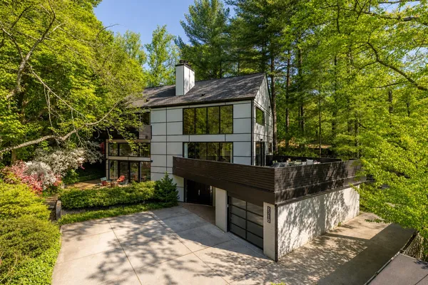 $2,750,000 | 2710 Brandywine Street Northwest, Washington, DC 20008