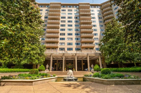 $825,000 | 2801 New Mexico Avenue Northwest, Unit 1206, Washington, DC 20007
