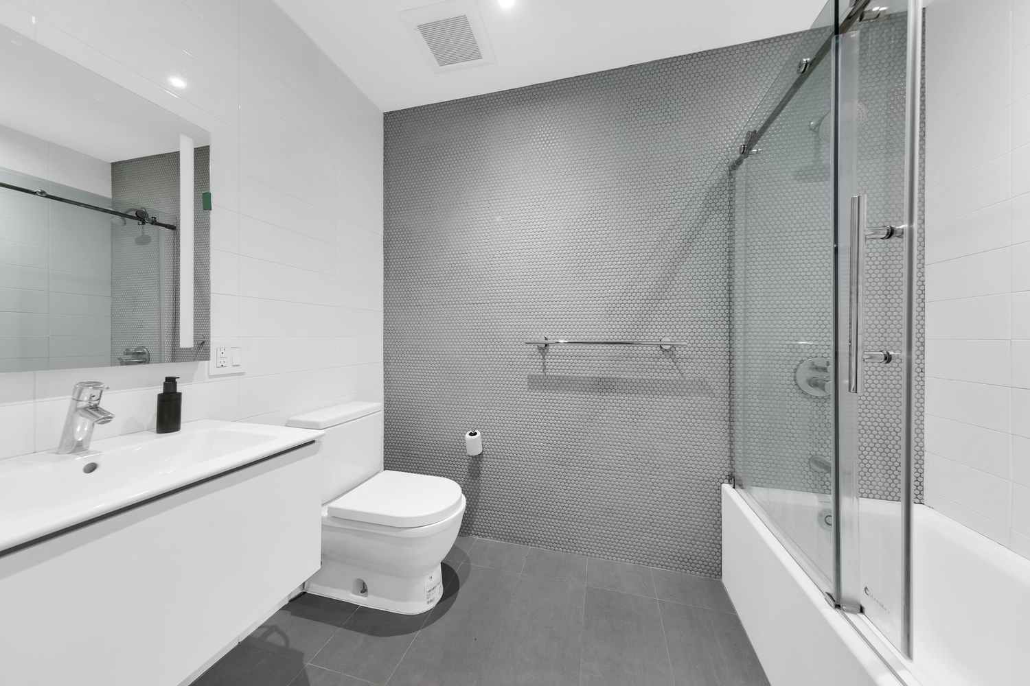 352 West 123rd Street, Unit 4 Manhattan, NY 10027 - Photo 5 of 6