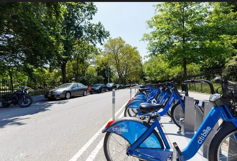 $1,675,000 | 82 Guernsey Street, Unit 2A | Greenpoint