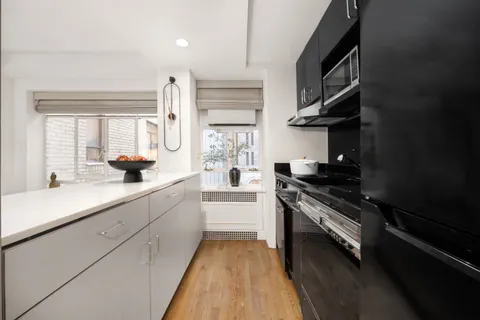 $650,000 | 19 East 88th Street, Unit 5F | Upper East Side