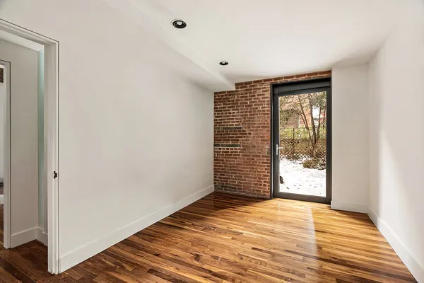 $14,500 | 533 Leonard Street, Unit 1B | Greenpoint