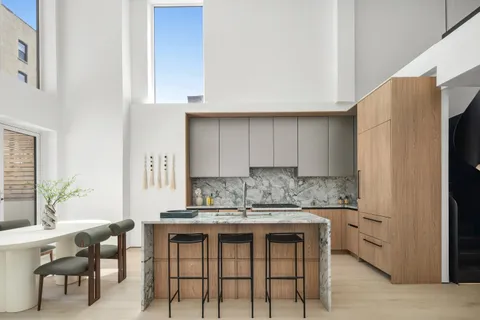 $4,250,000 | 79 South 2nd Street | Williamsburg