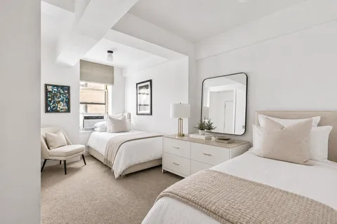 $1,525,000 | 400 East 52nd Street, Unit 3J | Midtown East