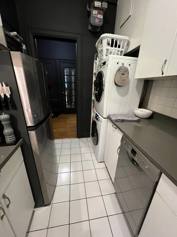 $4,500 | 200 West 54th Street, Unit 6L | Theater District
