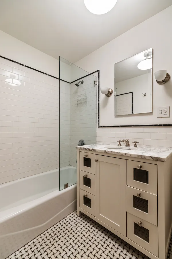 $2,500,000 | 1989 Madison Avenue | Central Harlem