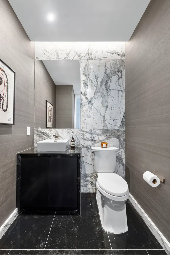 $2,750,000 | 138 East 50th Street, Unit 21A | Midtown East