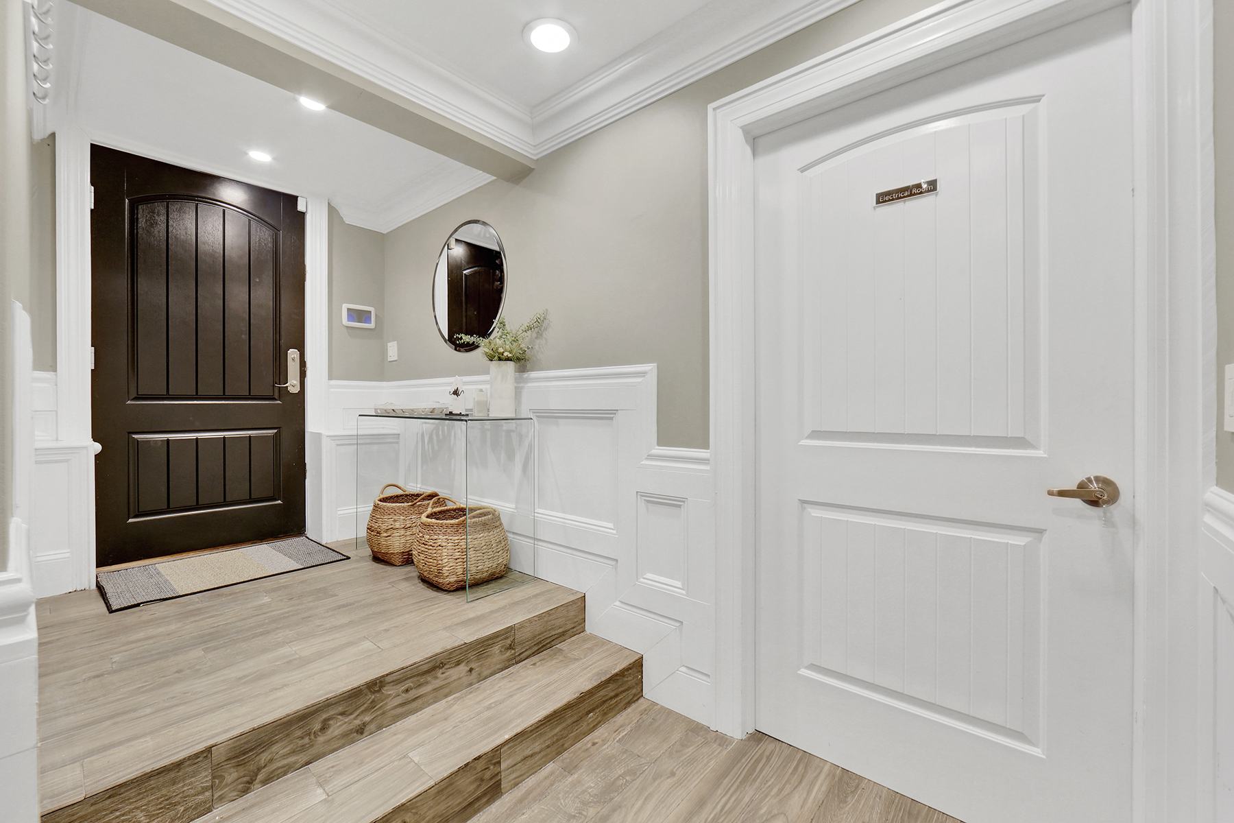 1-69 Beach 98th Street, Unit 1 Queens, NY 11694 - Photo 18 of 23 a hallway with mirror and window