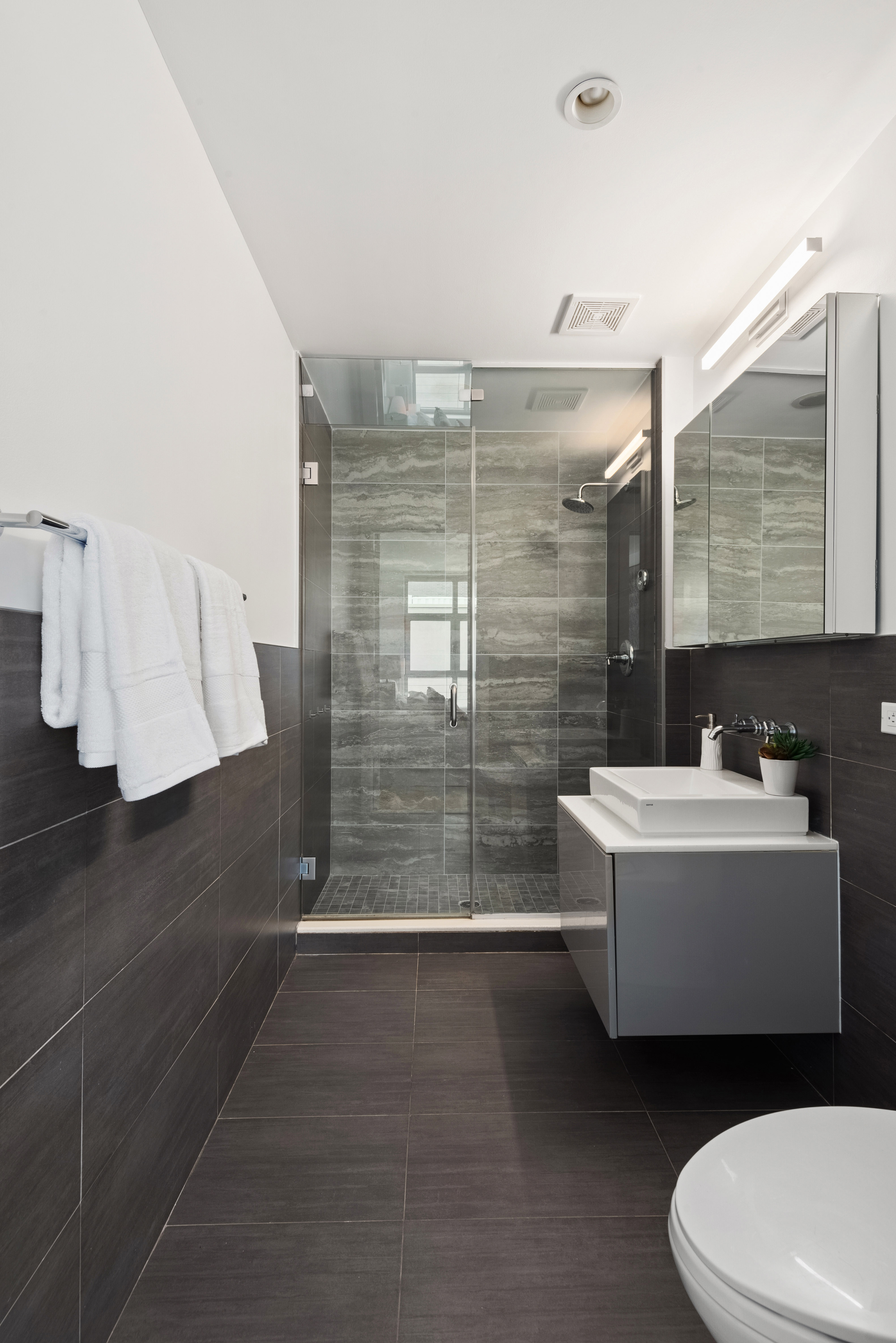 460 Manhattan Avenue, Unit PHB Brooklyn, NY 11222 - Photo 9 of 16