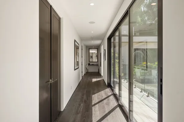 $4,100,000 | Laurel Canyon Road, Los Angeles, CA 90046
