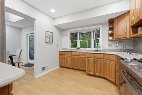 $735,000 | 705 Wilson Avenue, Rockville, MD 20850
