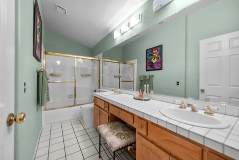 $640,000 | 22327 Golden Canyon Circle, Chatsworth, CA 91311