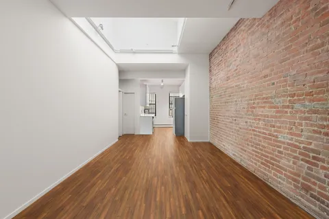 $450,000 | 351 West 53rd Street, Unit 4E | Hell's Kitchen