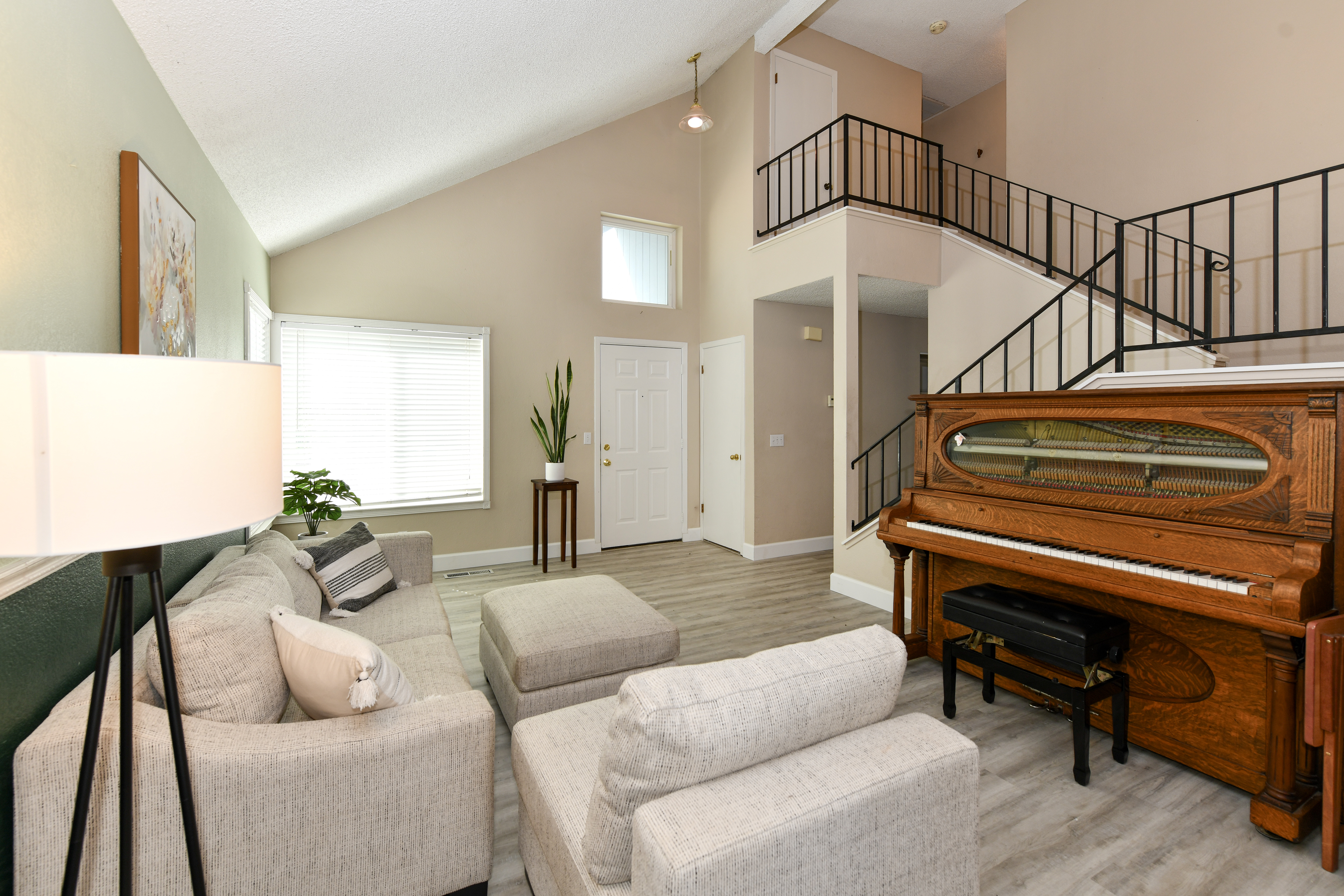 1106 Noyo Place Santa Rosa, CA 95401 - Photo 4 of 27