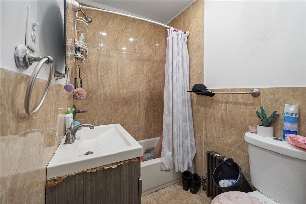 956 East 87th Street Brooklyn, NY 11236 - Photo 8 of 14