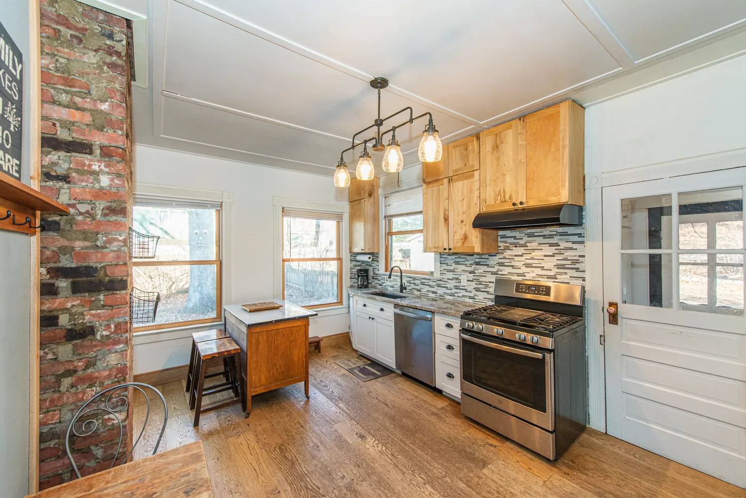 $664,000 | 21 Ridgewood Avenue, Mount Tabor, NJ 07878