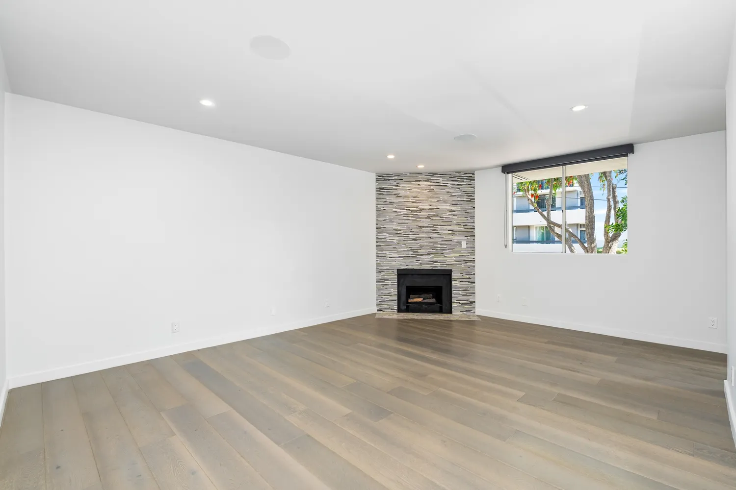 $1,025,000 | 1129 Larrabee Street, Unit 6, West Hollywood, CA 90069