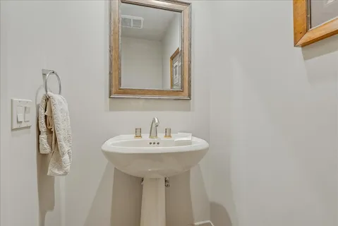 $694,000 | 616 South Orange Avenue, Unit Skyhouse 4, Maplewood, NJ 07040