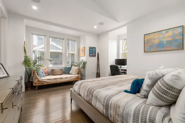 $1,725,000 | 5 Caspian Way, Unit 2, Dorchester, MA 02125