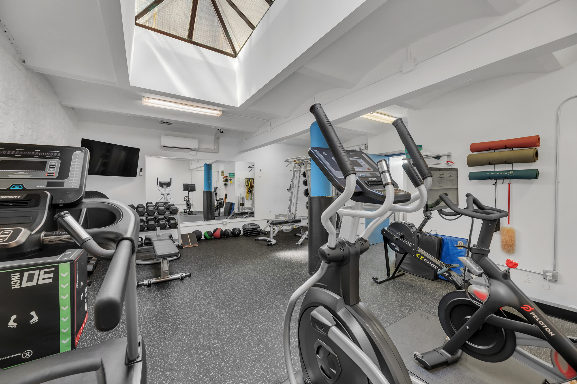 254 West 82nd Street, Unit 5A Manhattan, NY 10024 - Photo 14 of 18 a view of a room with gym equipment