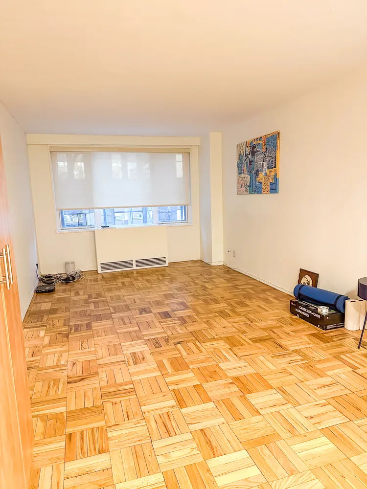 $4,300 | 301 East 22nd Street, Unit 2H | Gramercy