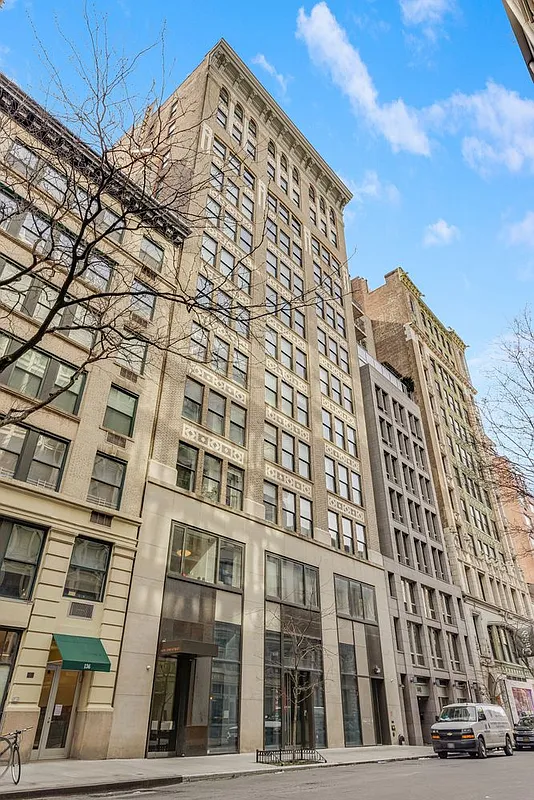 140 West 22nd Street, Unit 2D Manhattan, NY 10011 - Photo 10 of 11 front view of a building