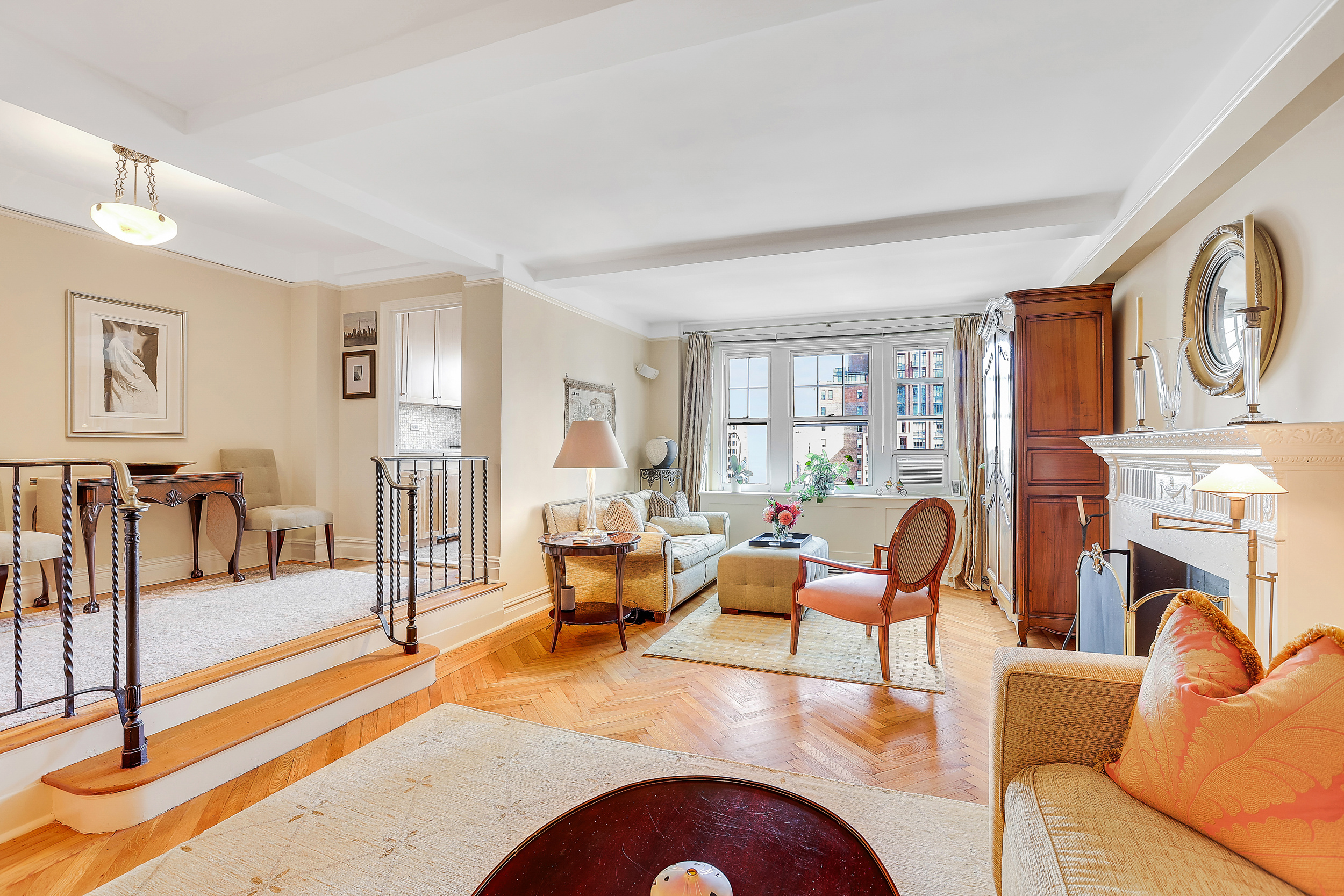 336 West End Avenue, Unit 11D Manhattan, NY 10023 - Photo 2 of 13 Gallery Image 2