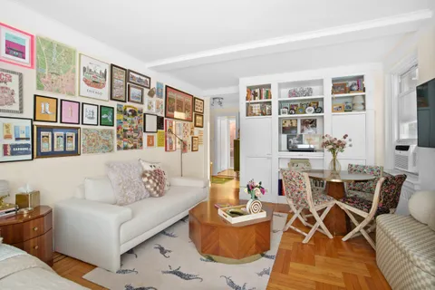 $700,000 | 110 East 87th Street, Unit 3F | Upper East Side