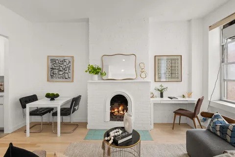 $600,000 | 237 East 12th Street, Unit 2A | East Village