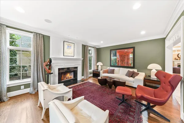 $2,000,000 | 108 Green Lane, Haverford, PA 19041