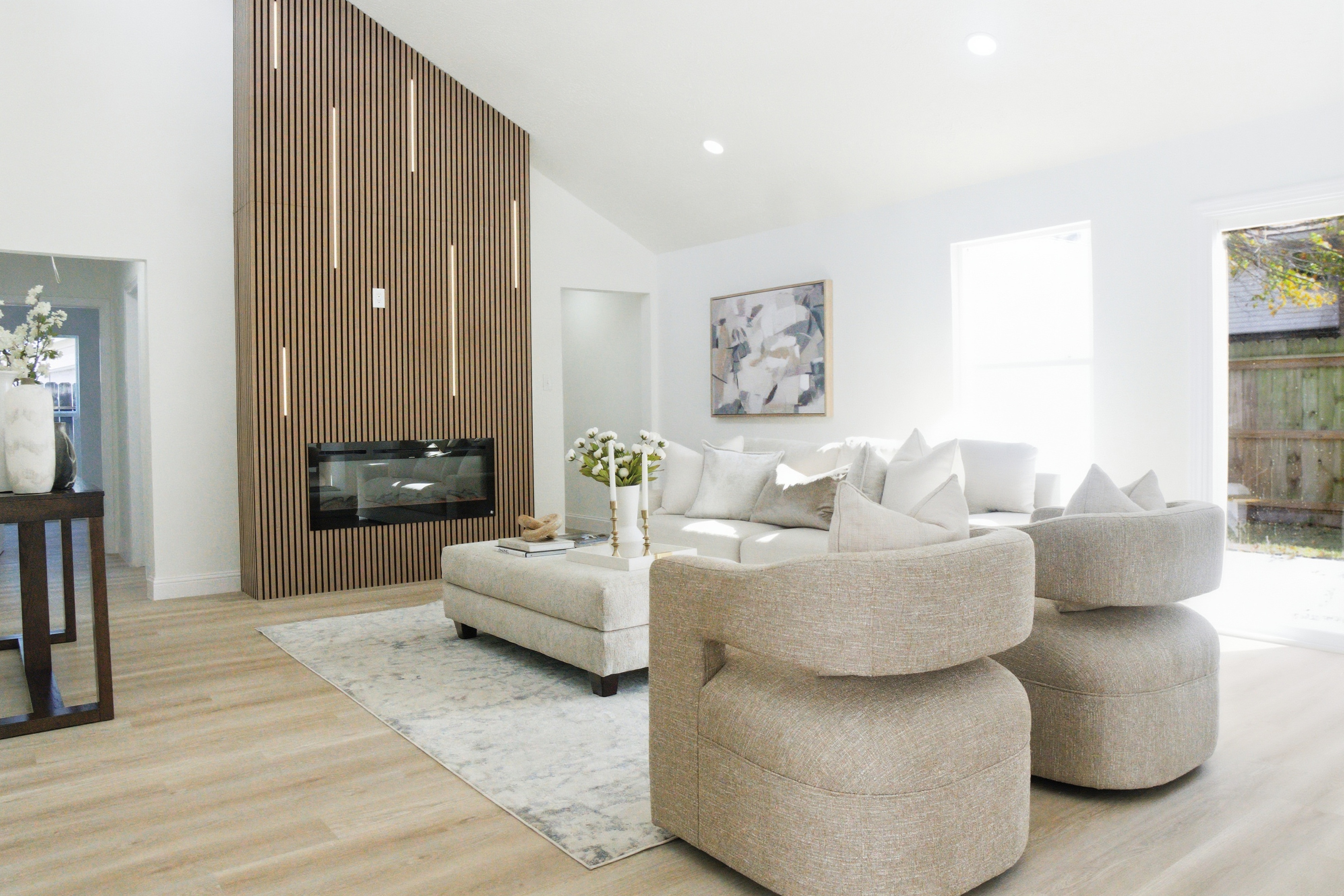 6207 Rollingbrook Drive Houston, TX 77096 - Photo 4 of 23