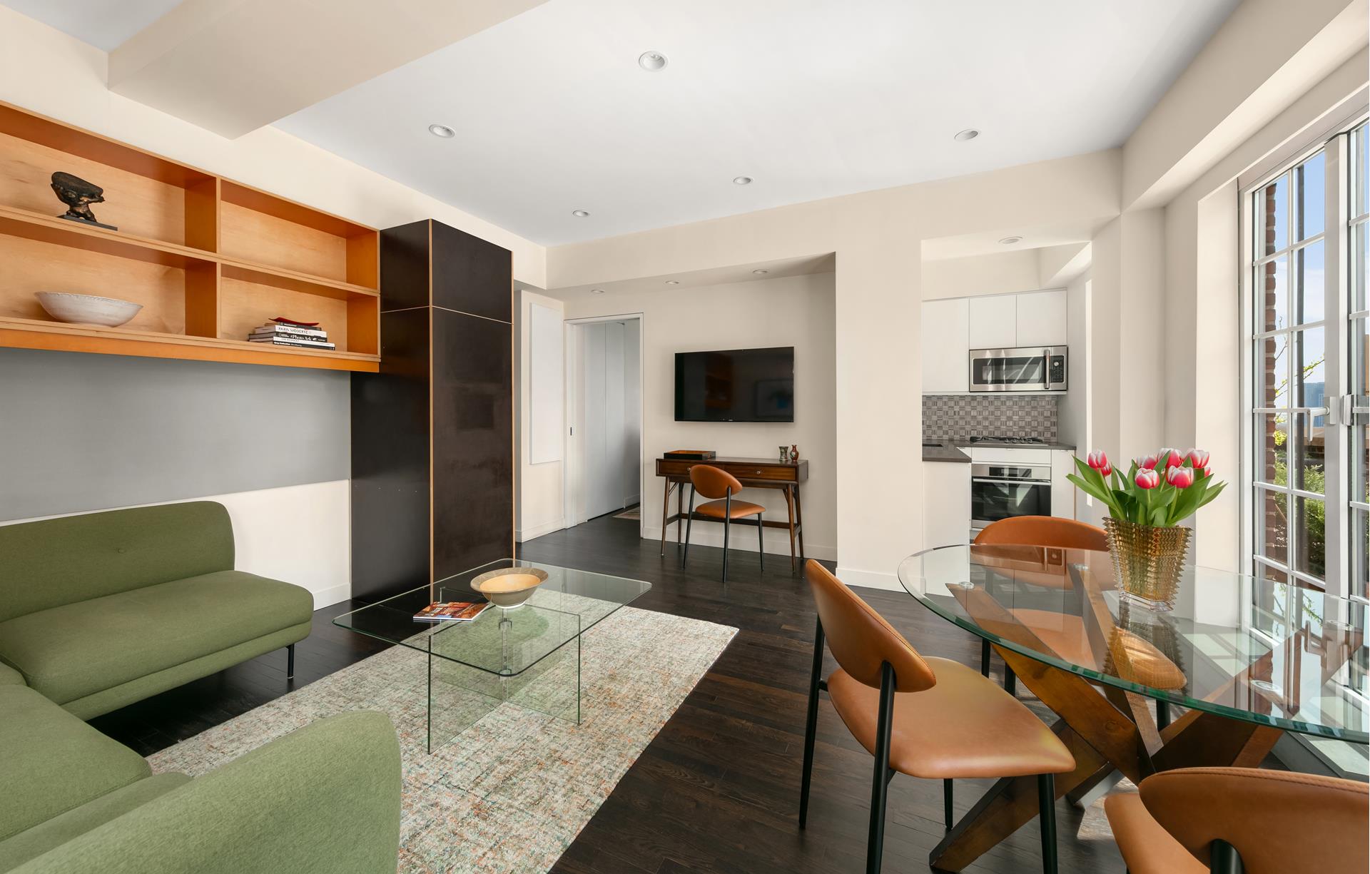 333 East 43rd Street, Unit PH14 Manhattan, NY 10017 - Photo 4 of 15